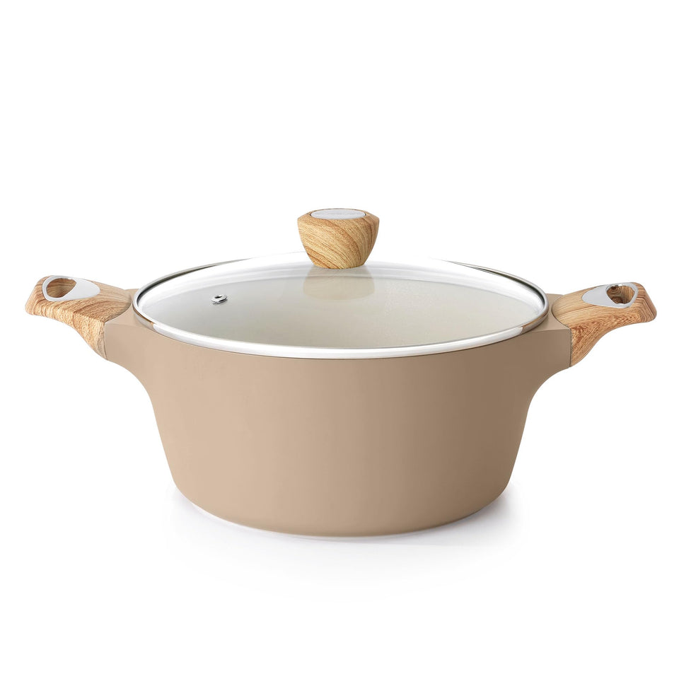SENSARTE ceramic stock pot with lid ensures easy food release and sturdy build.