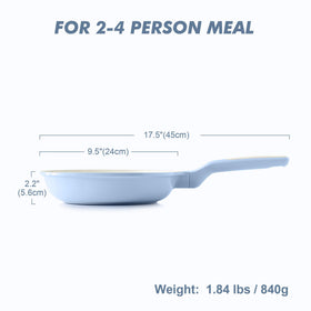 Close-up of the ceramic surface with ultra-smooth nonstick for effortless cooking