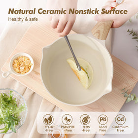 SENSARTE double pour spout saucepan designed for right or left handed pouring.