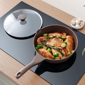 SENSARTE easy-clean nonstick surface wipes clean quickly