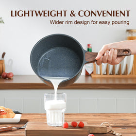 SENSARTE induction-compatible base heats quickly and evenly on all stoves.