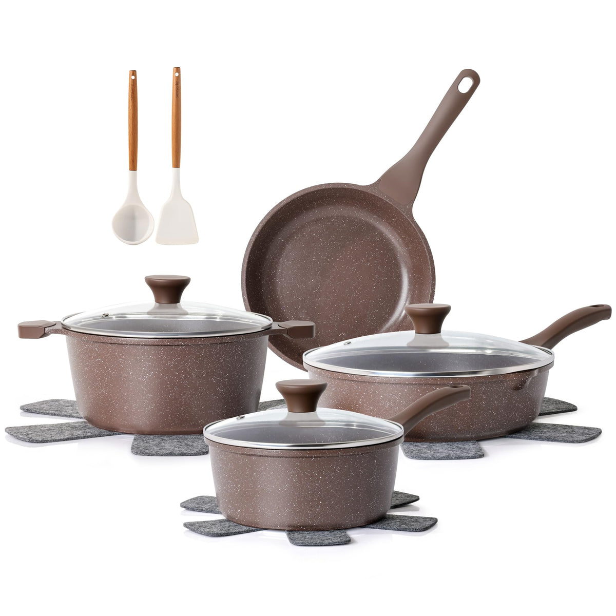 SENSARTE 9.5-inch fry pan for easy eggs with little oil.