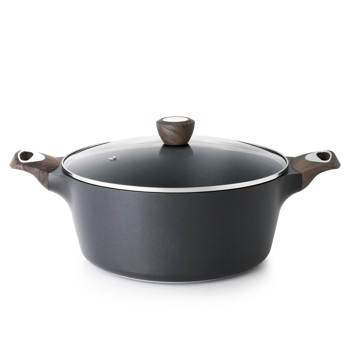 SENSARTE nonstick stockpot body with durable coating and low-fat cooking potential.