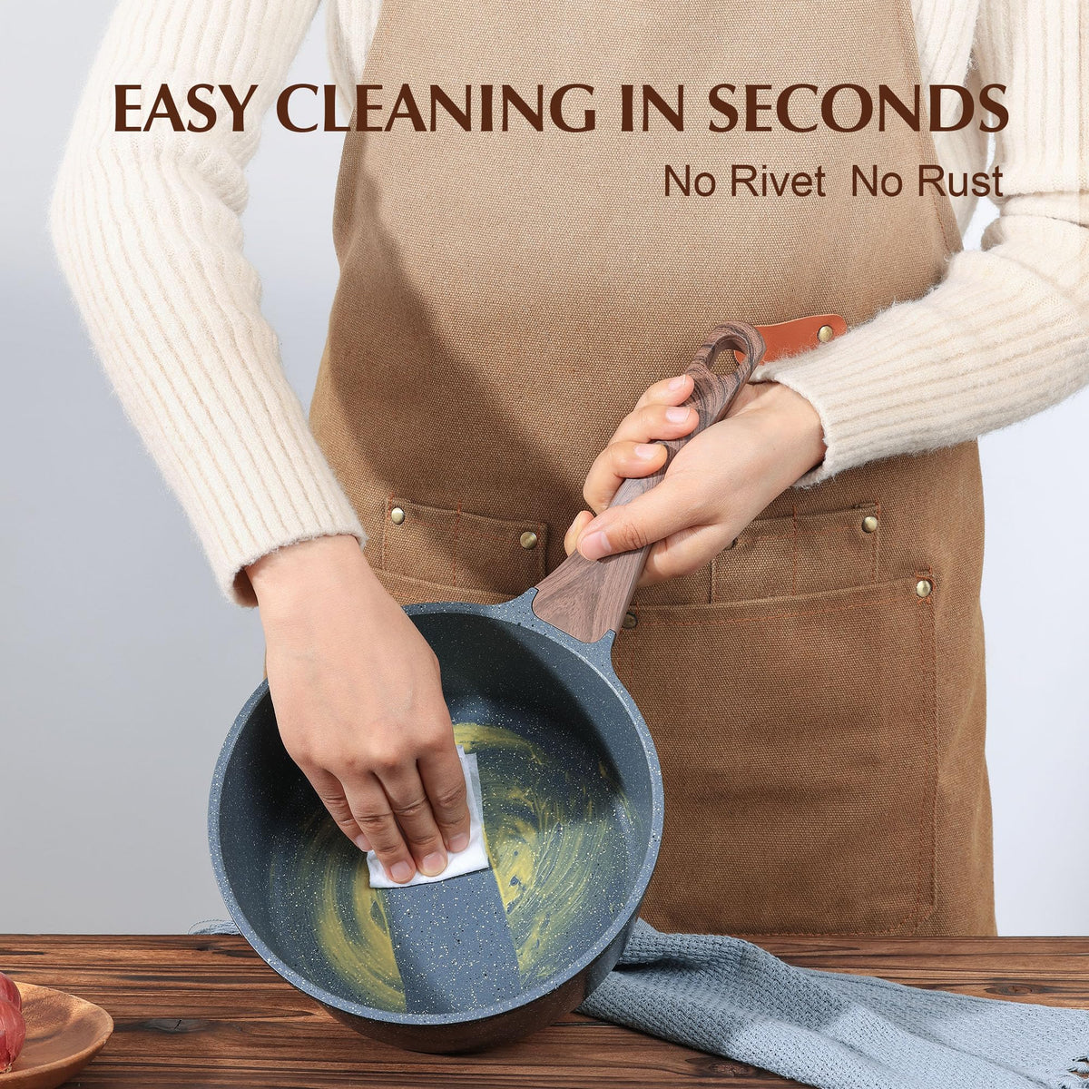 SENSARTE tempered glass lid for monitoring cooking with reduced splashes.