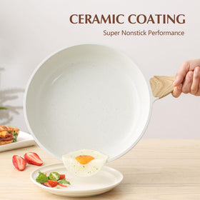 SENSARTE tempered glass lid helps prevent splashes while monitoring food.