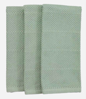 Serafina Home towels drying hands and countertops efficiently