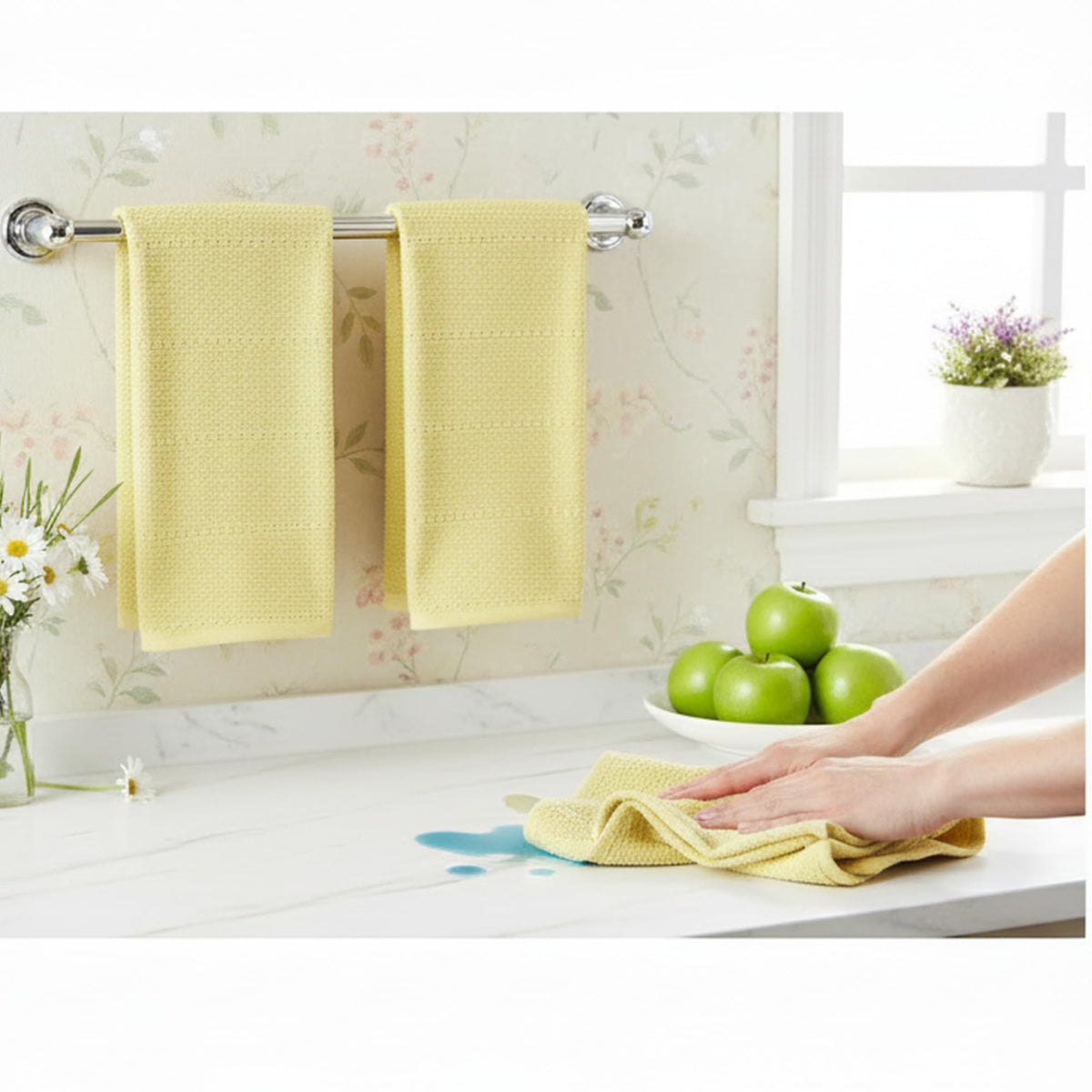 Towels with fabric loop from Serafina Home for easy hanging