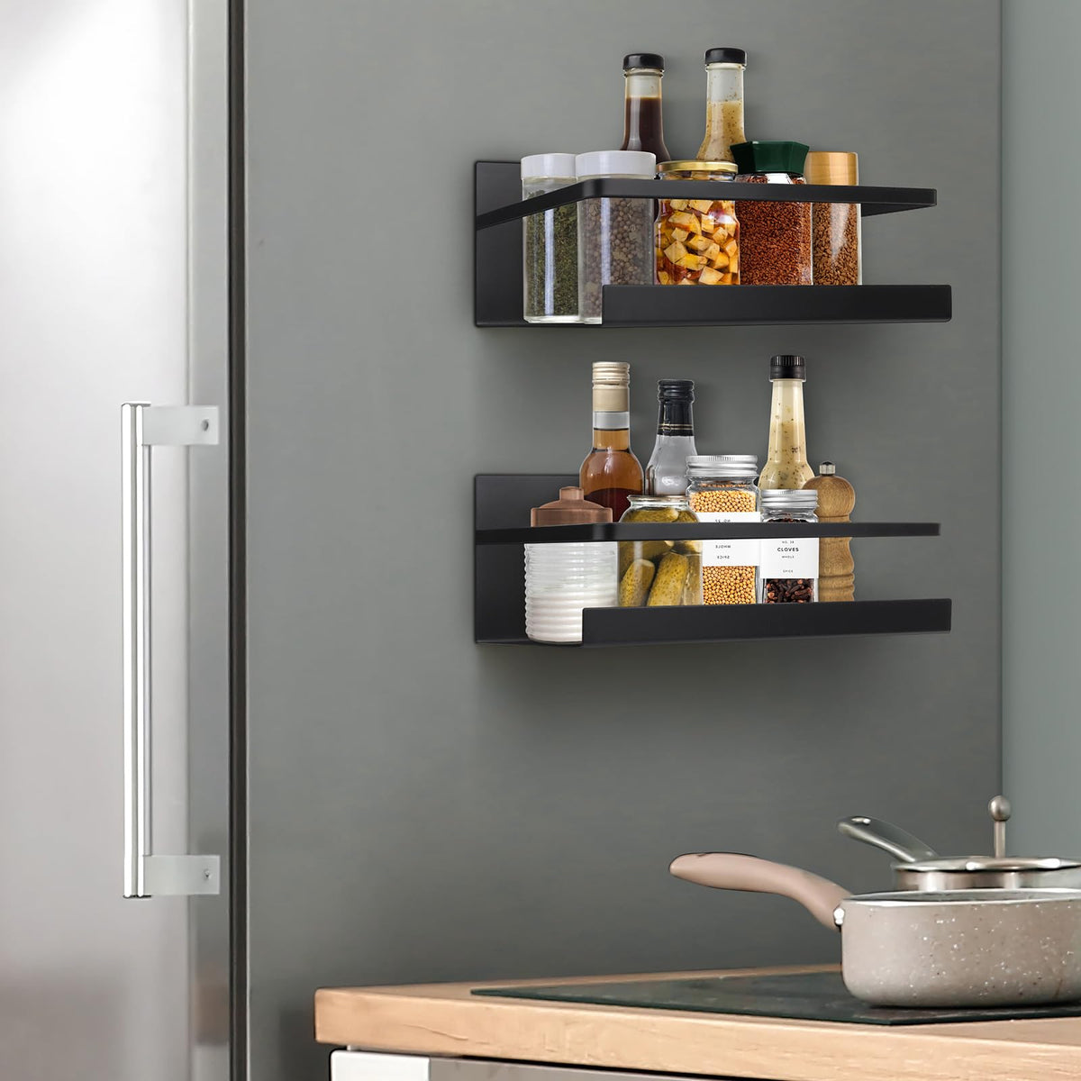 Seropy gift-ready spice rack set for kitchen organization.