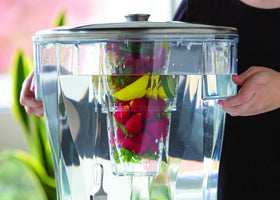Service Ideas CBDRT5SS removable two-piece infuser tube enables flavor customization.