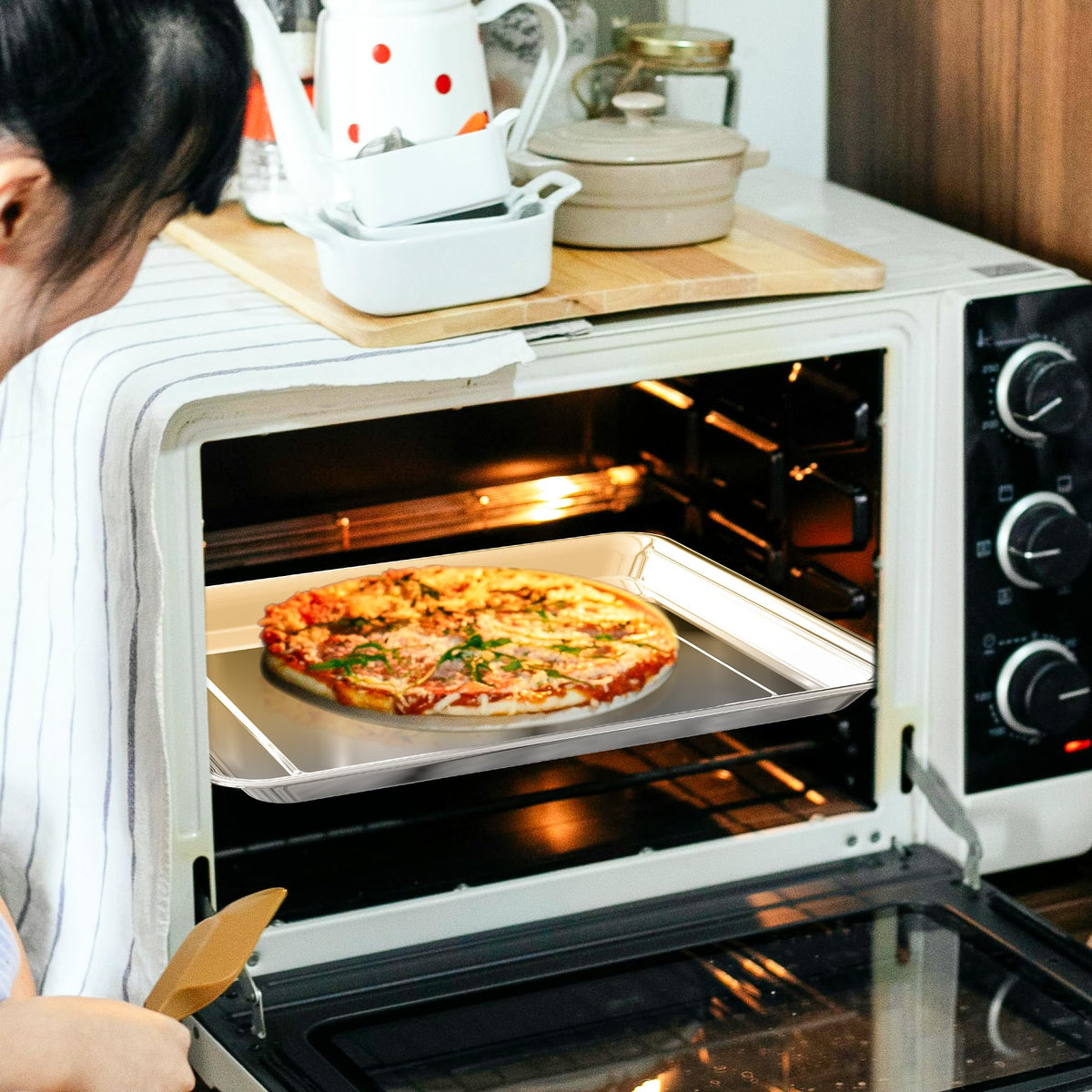 SettleDown oven-compatible tray fits regular and toaster ovens