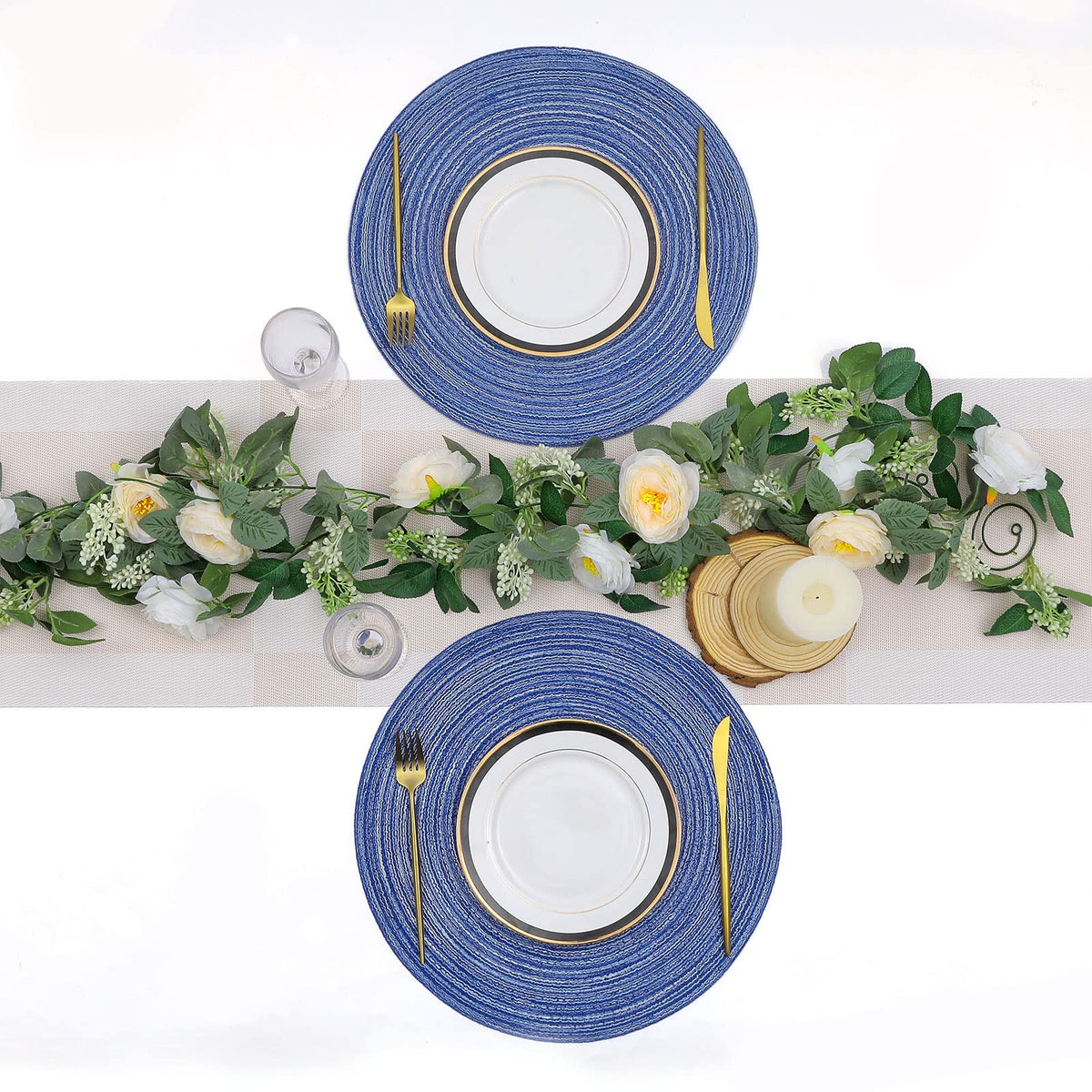 SHACOS six-pack offers flexible settings for family meals and entertaining.