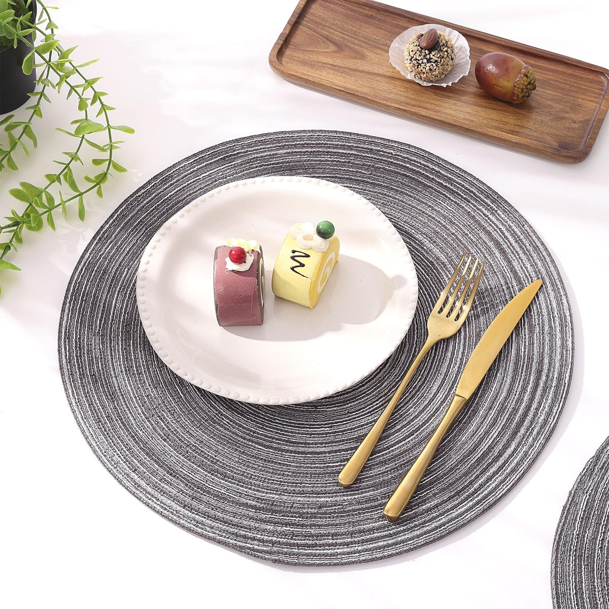 SHACOS placemats suitable for indoor and outdoor dining