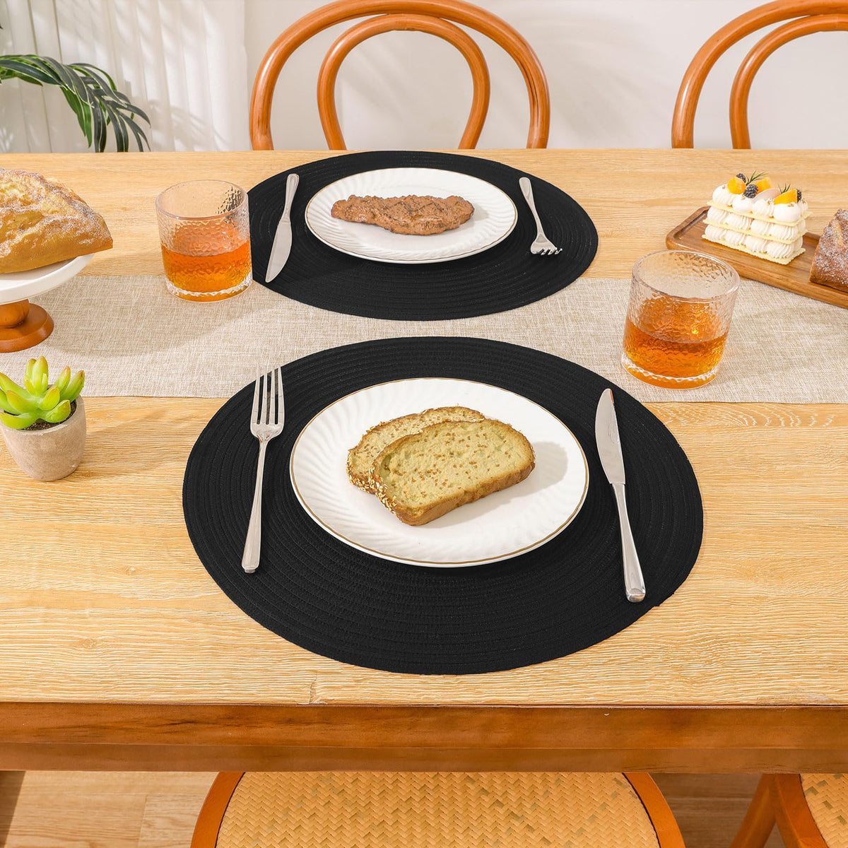 SHACOS round braided placemats provide non slip backing for steady settings.