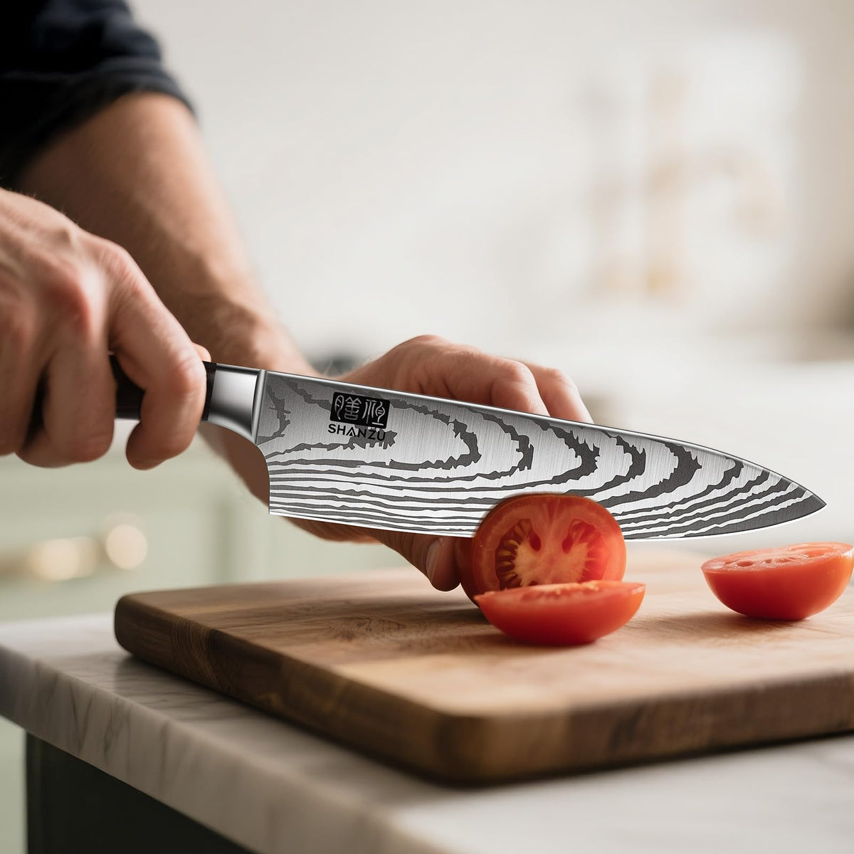 SHAN ZU knife sharpener helps maintain edge between uses