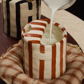 Shelprojsu non-slip grip mug ensures a secure hold at home, office, or travel.