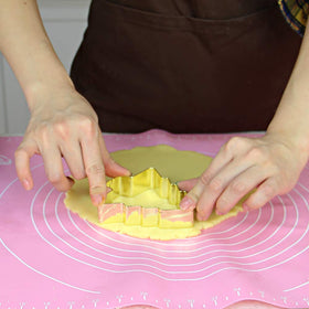 ShengHai SurgeHai perfect for birthday and wedding cake lettering