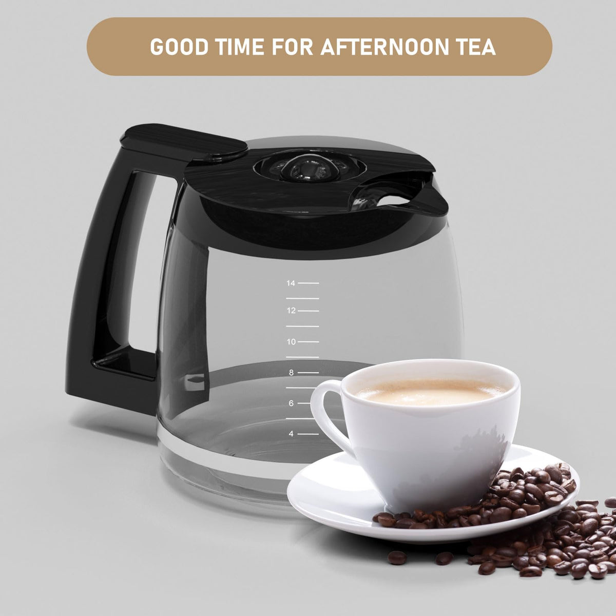 Shonshon large-capacity carafe with ergonomic handle for comfortable pouring.
