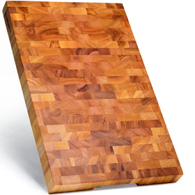 SHUMARU 20-inch mahogany end-grain board top view shows warm grain for precise prep