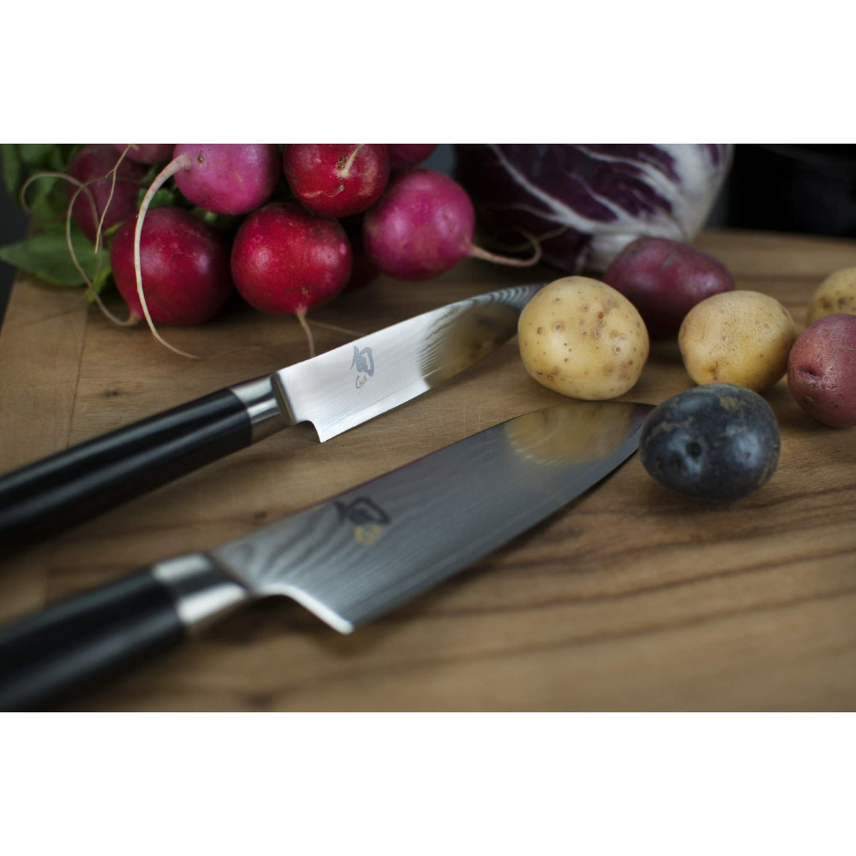 Shun Classic paring knife VG-MAX core with Damascus-cladding