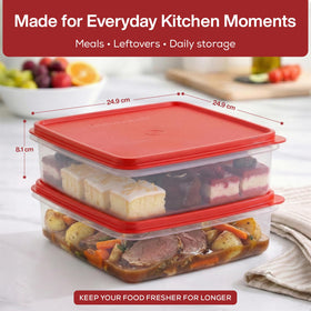 Signora Ware leakproof cookie container protects treats during transport.