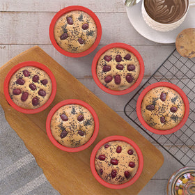 SILIVO nonstick mini cake pans ensure clean edges and easy unmolding.
