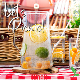 SIMAX infused-water pitcher showing clear contents and flavor options