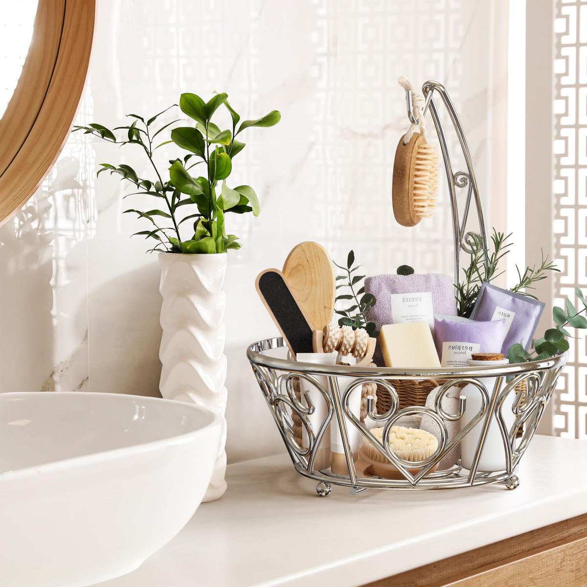 Simple Houseware patented USD848796S1 design keeps fruit neatly displayed.