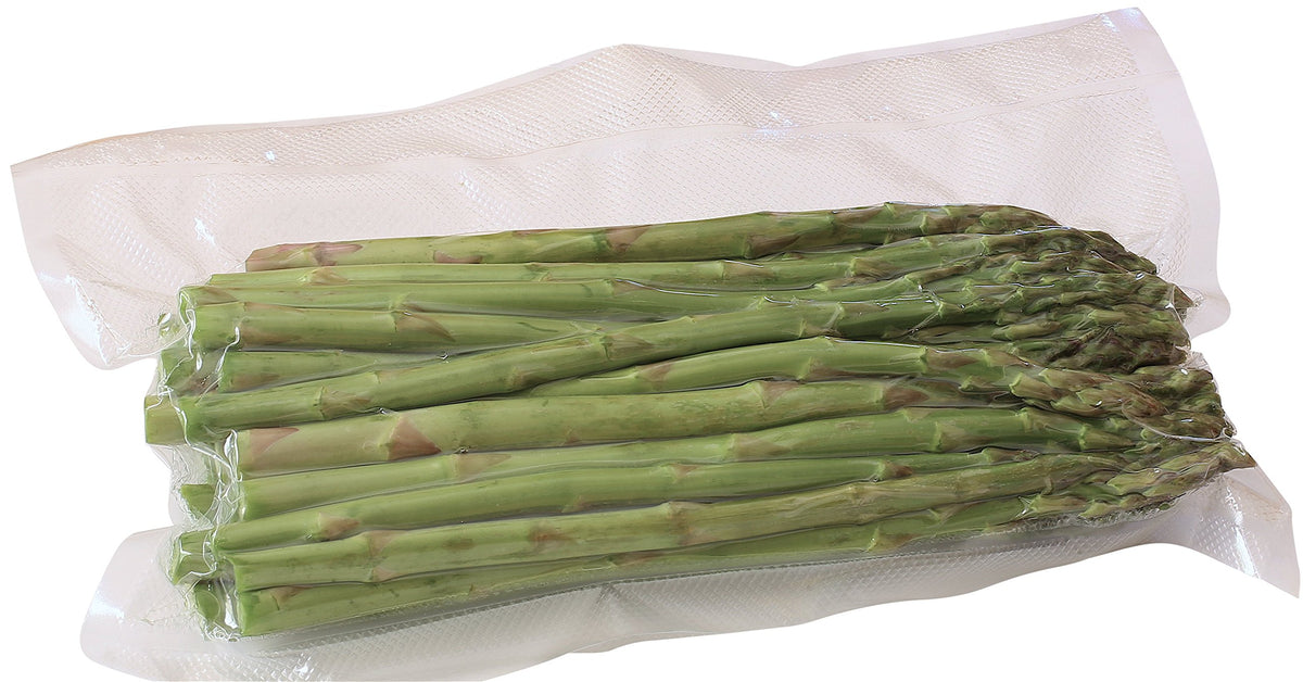 Simple Houseware vacuum sealer bags roll laid flat, ideal for sous vide and precise portions.