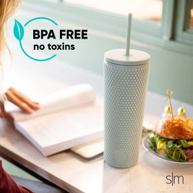 Cupholder-friendly design fits most car cup holders for easy daily use.