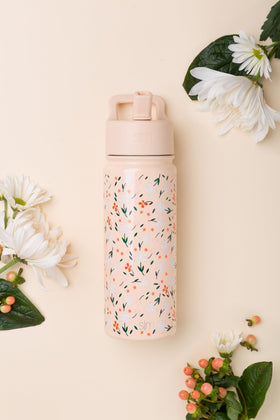 Simple Modern Kids Summit 18oz insulated bottle keeps drinks cold.