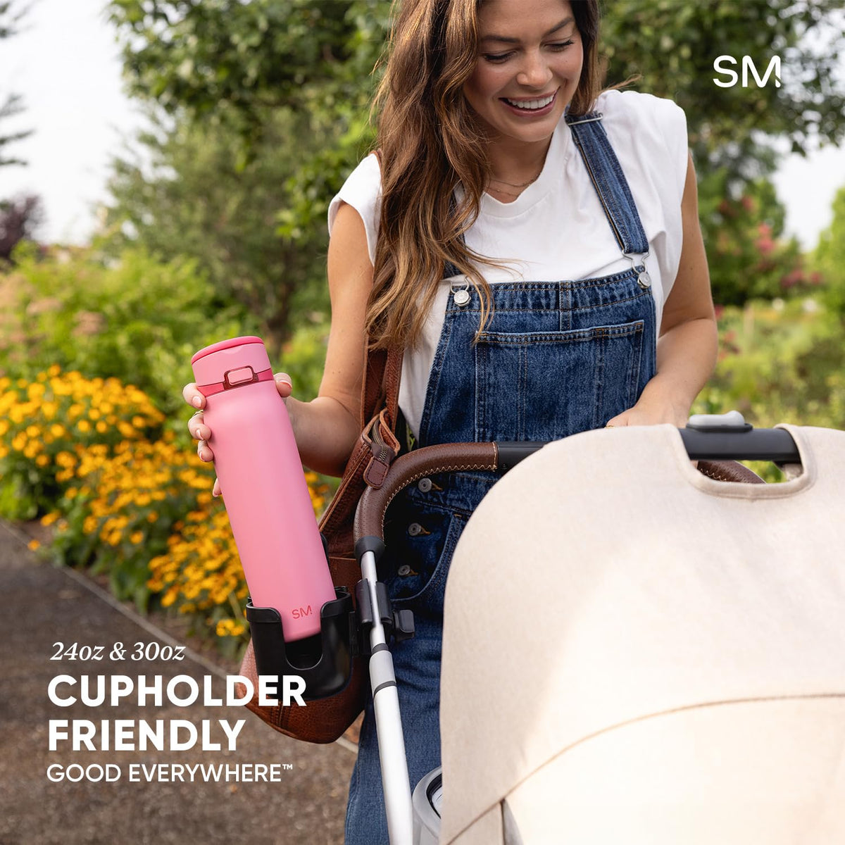 Simple Modern Mesa Loop bottle clean-lock lid keeps drinks secure during travel.