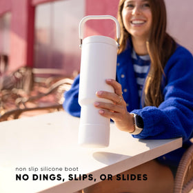 Trek Pivot cupholder-friendly design for secure carry in car and gym bag.