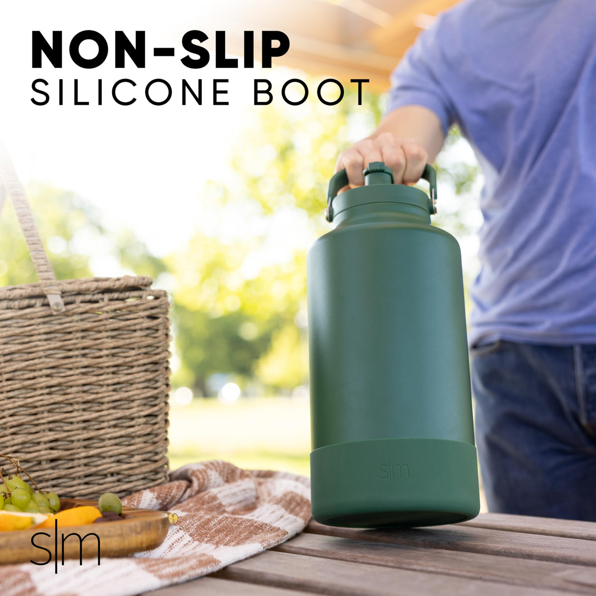 Simple Modern Trek Pivot double-wall insulation keeps drinks cold or hot.