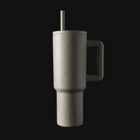Simple Modern Trek Signature ergonomic handle for comfortable grip.