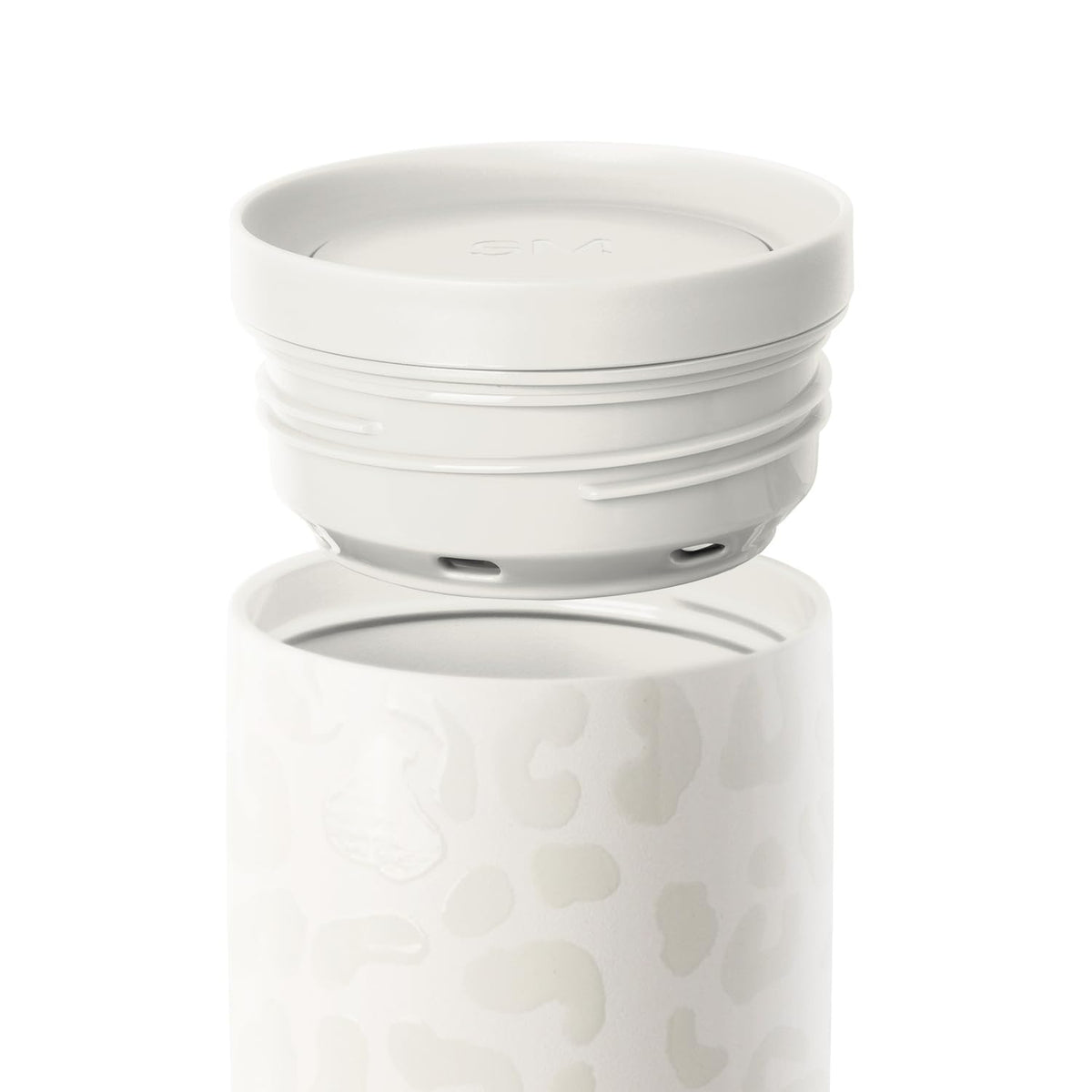 Simple Modern Voyager double-wall insulation keeps drinks hot or cold for hours.
