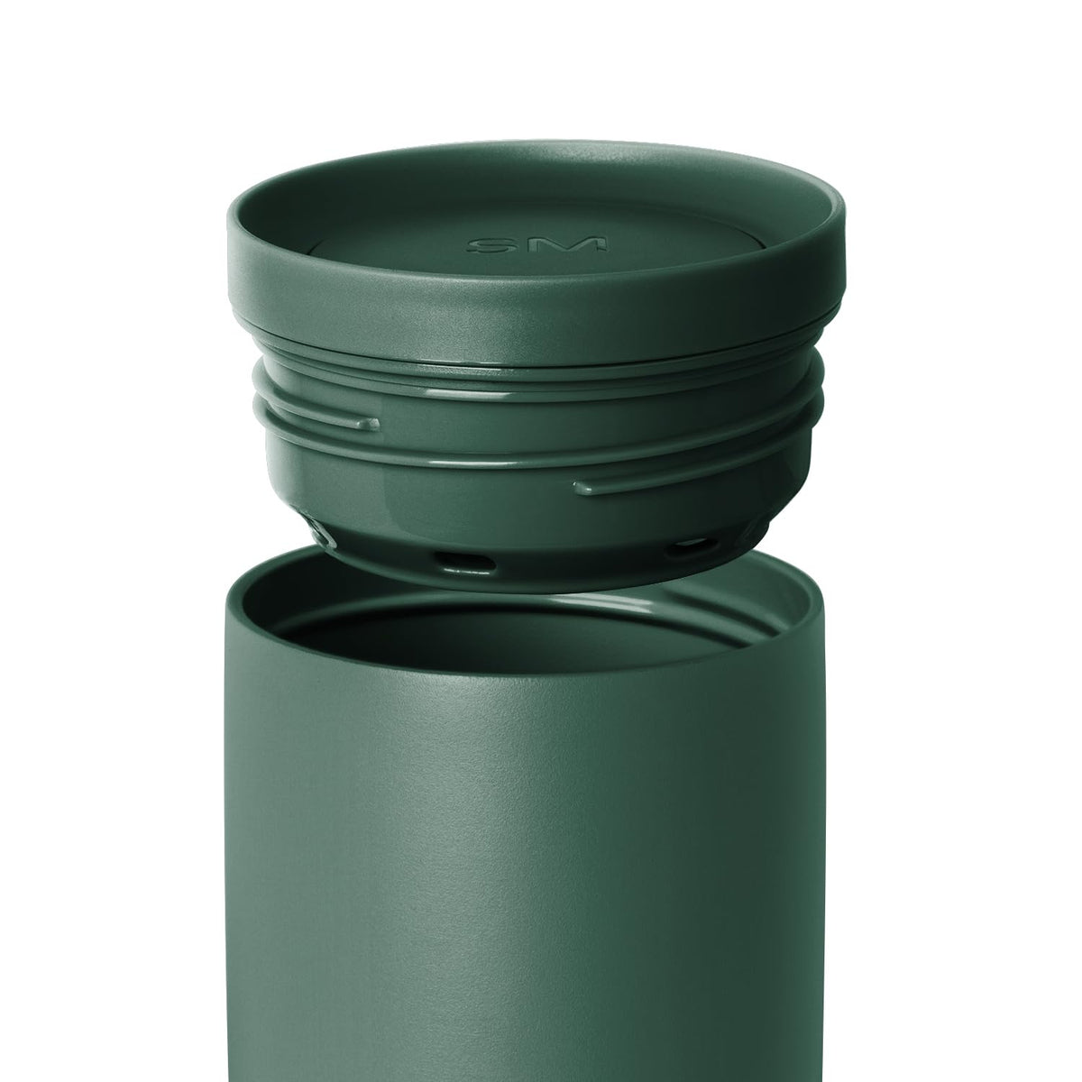 Simple Modern Voyager silicone base provides stable grip on surfaces.