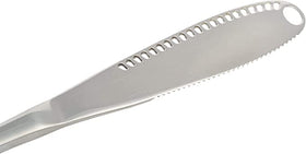 Simple preading ergonomic design enhances grip during spreading and decorating.