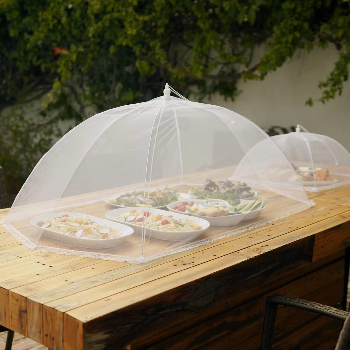 Simply Genius mesh cover ready to rinse and air dry after use indoors or outdoors