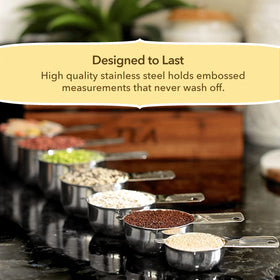 Simply Gourmet one-cup measuring cup in polished steel for accurate liquid portions.