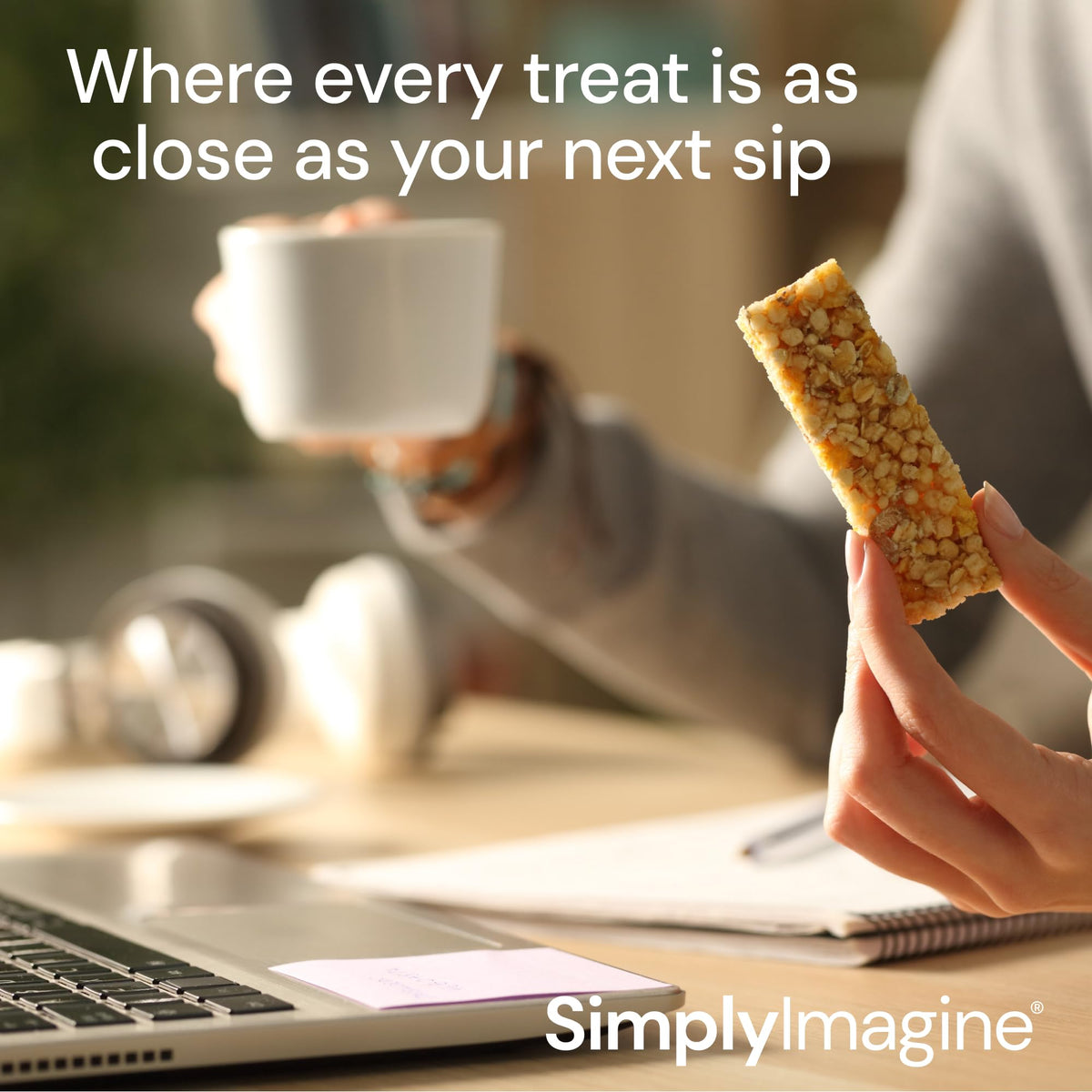 SimplyImagine durable non-porous acrylic keeps snacks clean and safe