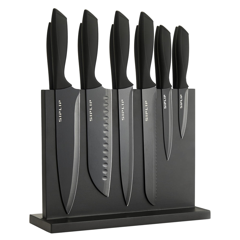 SipLip 15-piece knife set with magnetic holder organized for easy access