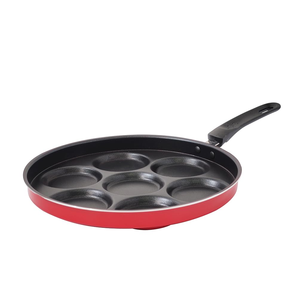 Sisem 7-Cup Eggpan lightweight design enables easy handling during morning cooking.