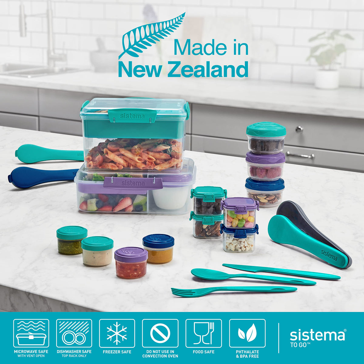 Sistema four containers arranged for portable lunch packing and dressing separation