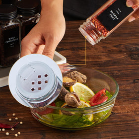 Skiileor two-label styles with chalk pen simplify ingredient naming