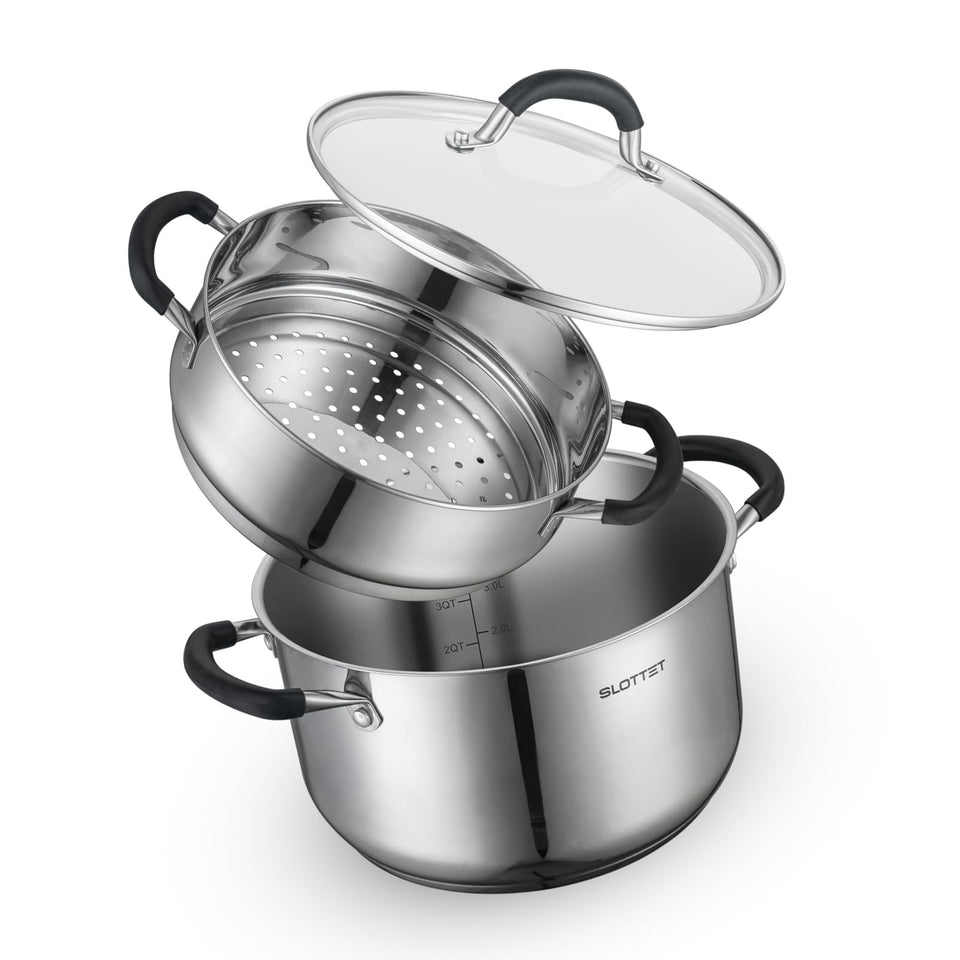 Slottet 6-quart stockpot with steamer and glass lid for easy steaming.