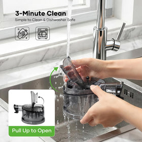 Smallhoo Sliver 3-in-1 juicer interchangeable strainer for juice, milk, or sorbet.