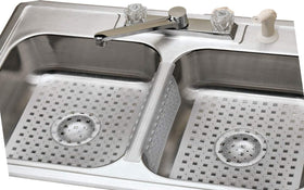 Smart Cook clear sink mats protect surfaces while drying dishes.