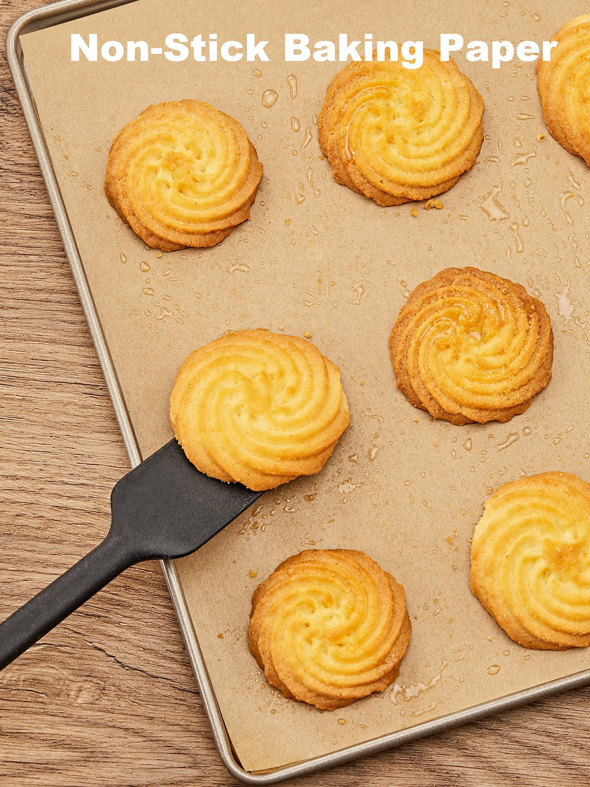 Smartake crisp edges for precise fit on standard baking sheets.