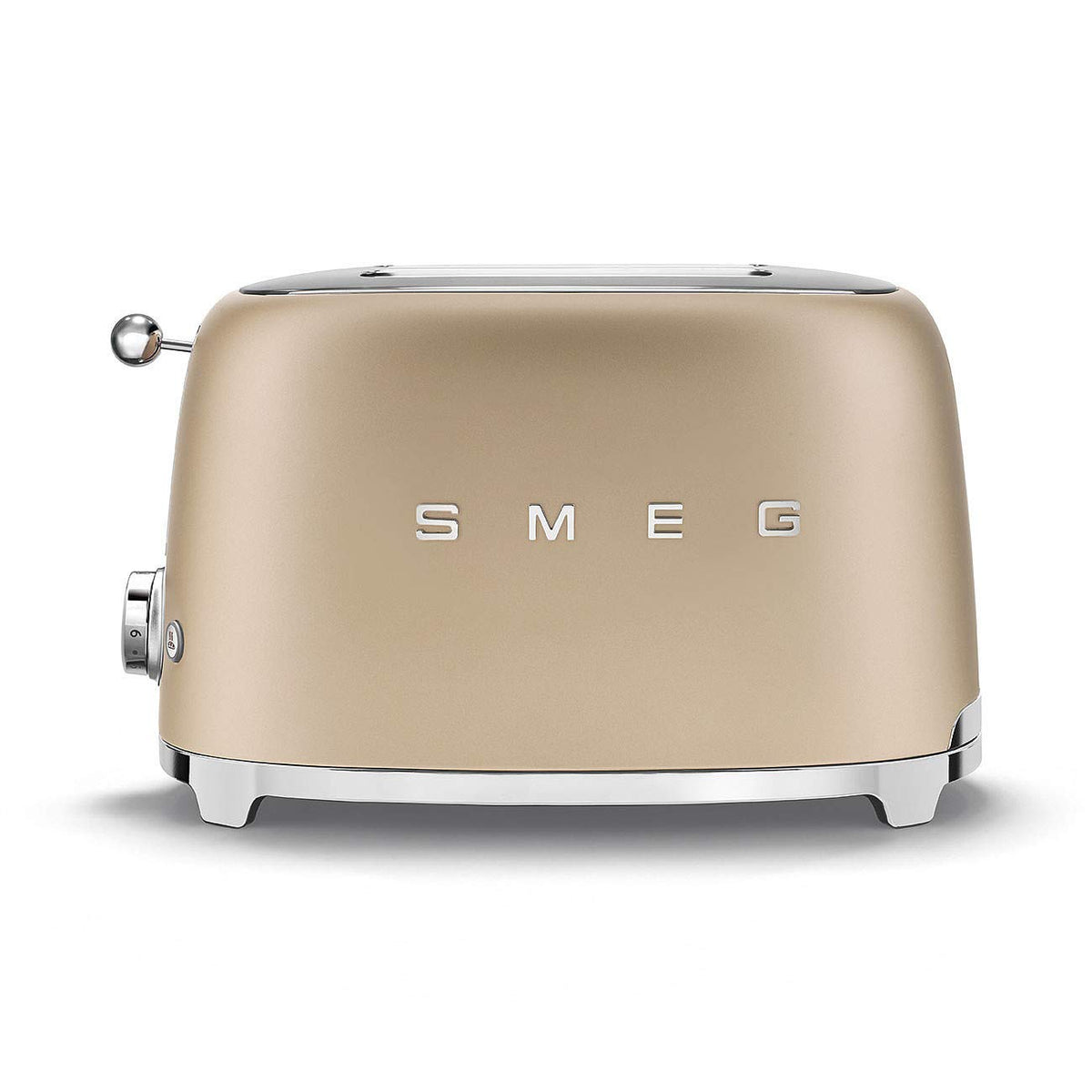 The Smeg TSF01CHMUS toaster front view highlights retro styling for modern kitchens.