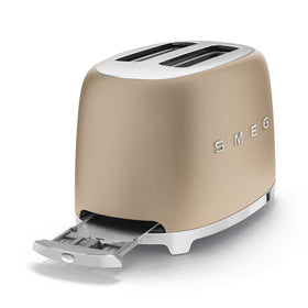 Smeg TSF01CHMUS two-slot design with wide slots for artisan bread and bagels.